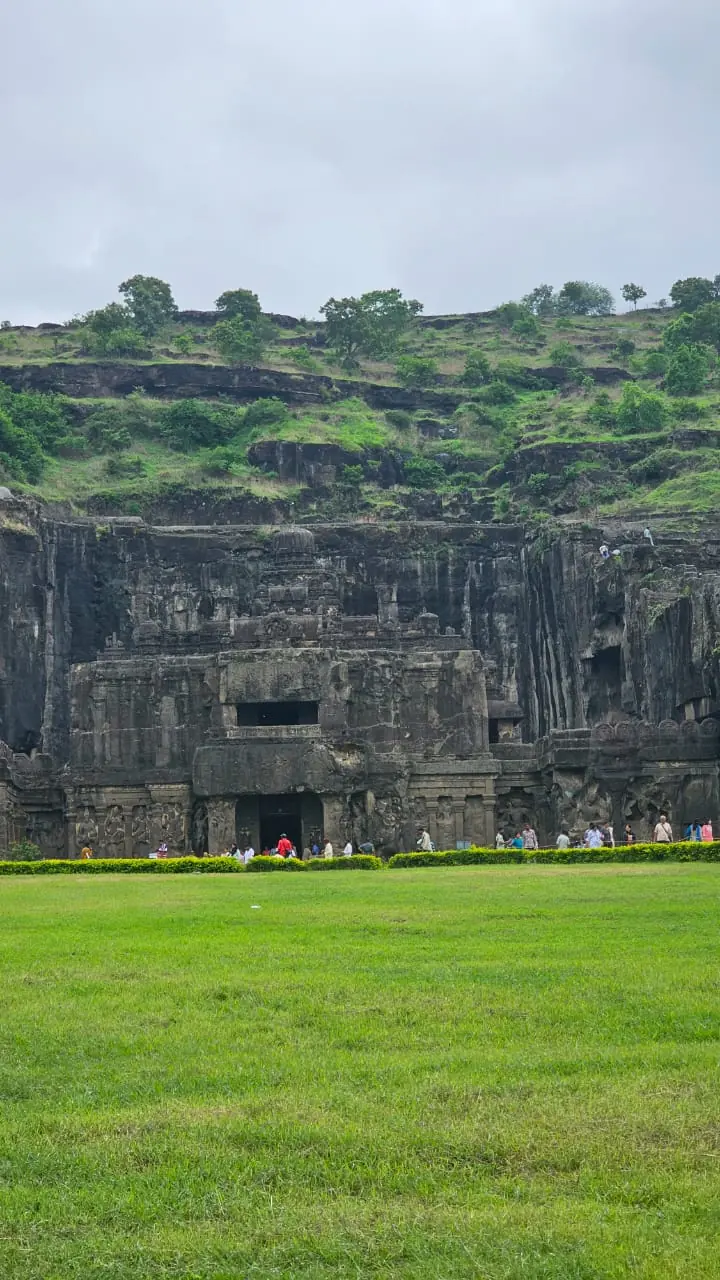 Shirdi — Tetra Travel candid moment